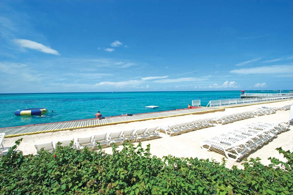 Royal Decameron Club Caribbean Resort Runaway Bay Exteriör bild